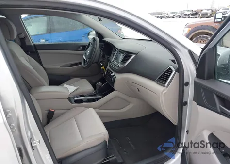 2016 Hyundai Tucson Se z USA, uszkodzony, nr VIN KM8J3CA48GU194905